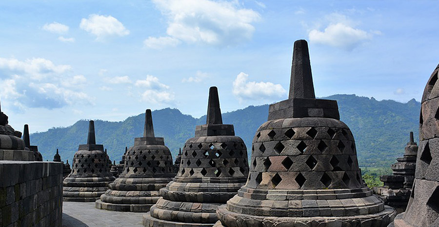 destinasi jogja, wisata jogja, pantai jogja, candi prambanan, keraton yogyakarta,